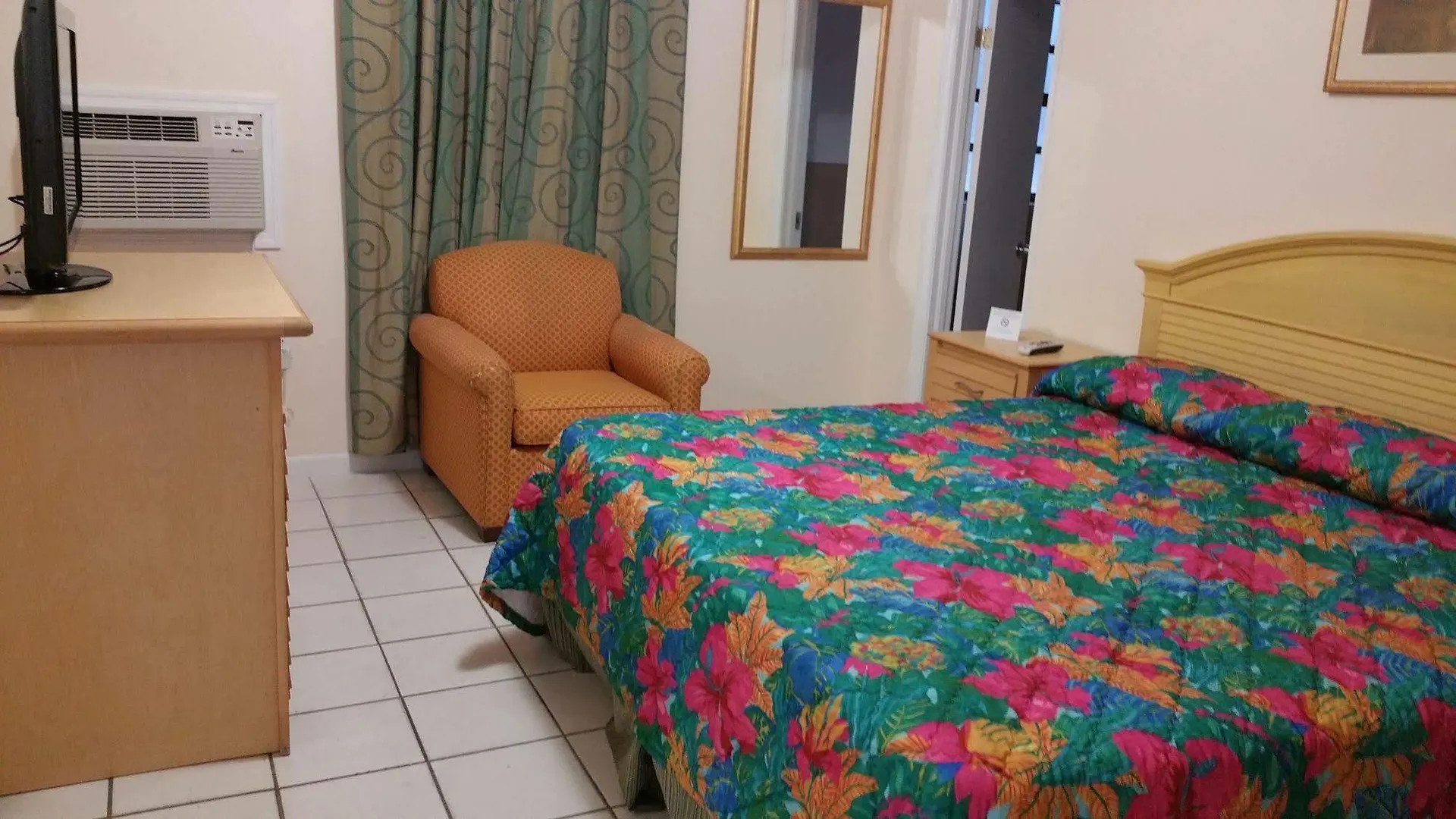 Travelers Inn - Clearwater