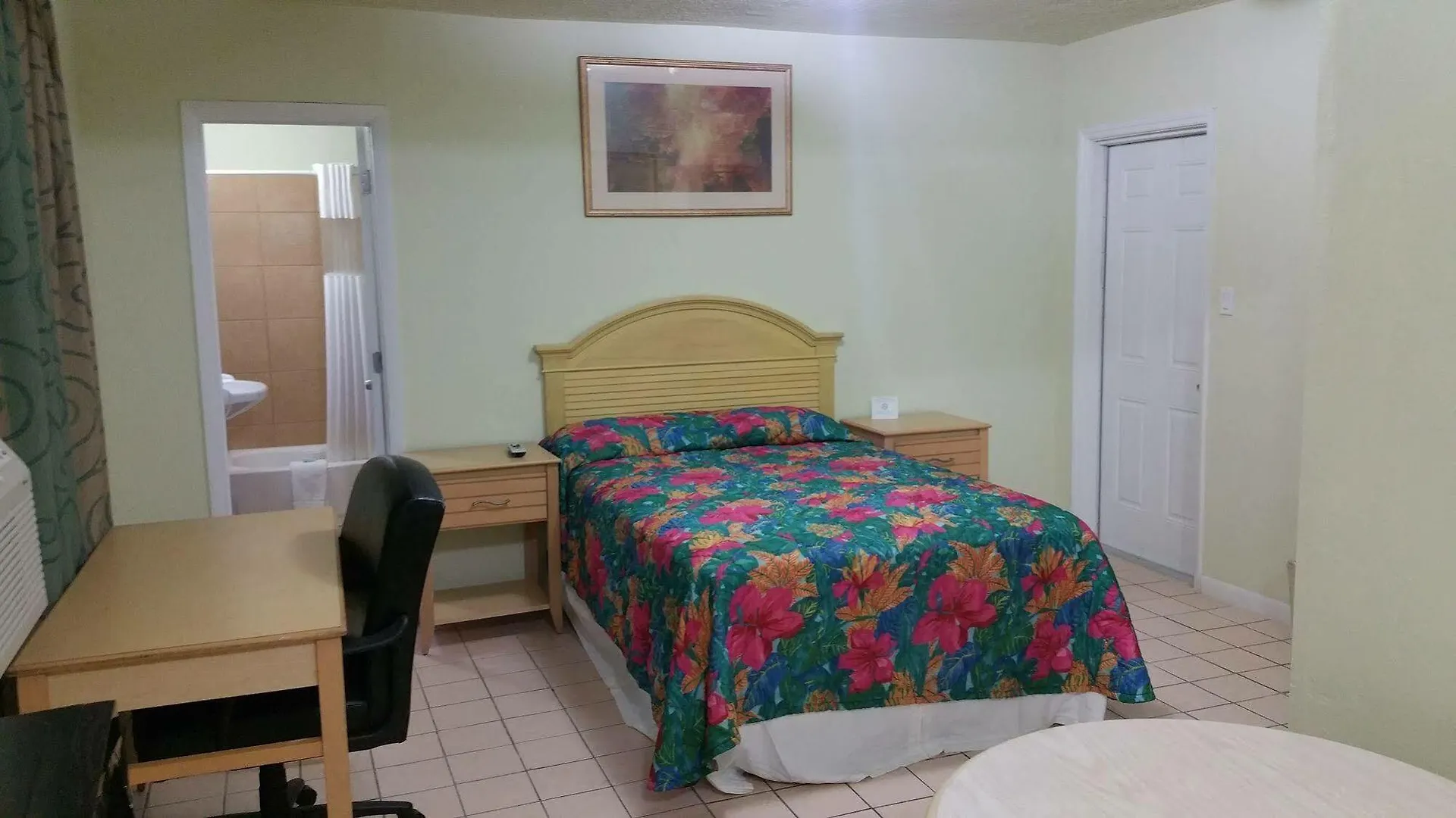 Travelers Inn - Clearwater